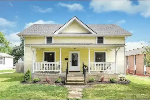 213 W Henry Street, Saline, MI 48176