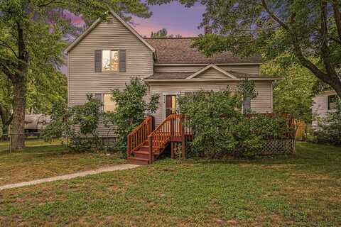 512 5th Street, Ferrysburg, MI 49409