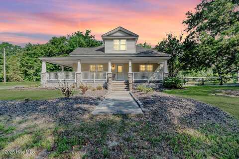 136 N Alma Street, Vass, NC 28394