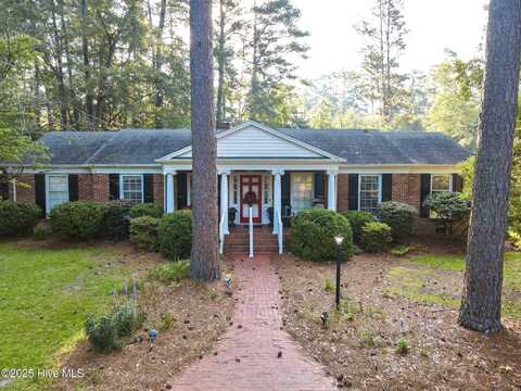 12521 Bag Pipe Lane, Laurinburg, NC 28352