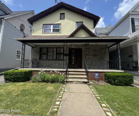 146 S Hyde Park Avenue, Scranton, PA 18504