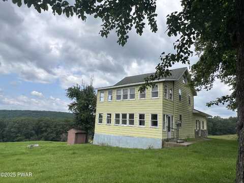 453 Ridge Avenue, Hawley, PA 18428