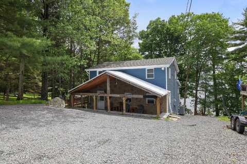 390 Lakeshore Drive, Lakeville, PA 18438