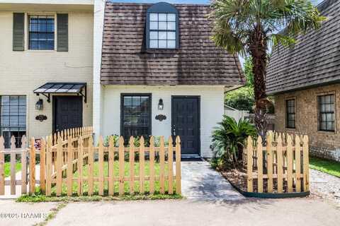 2421 Robley Drive, Lafayette, LA 70503