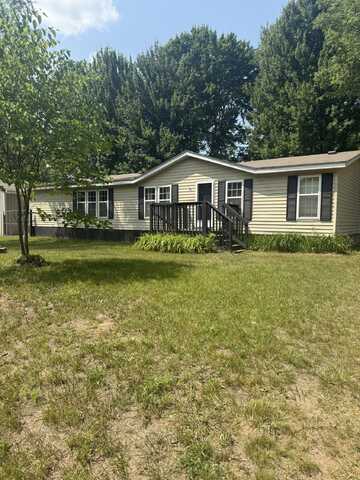 20516 9 Mile RD Road, Reed City, MI 49677