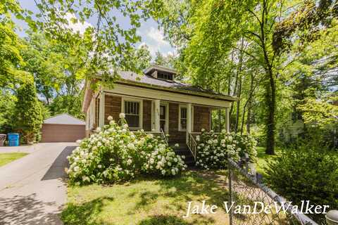 906 Arthur Avenue, Kalamazoo, MI 49048