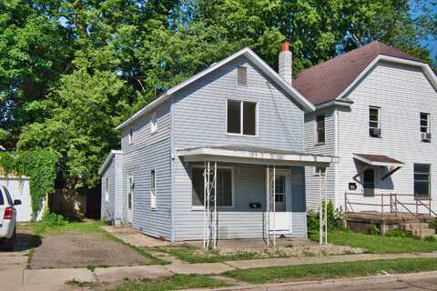 122 S 5th Street, Niles, MI 49120