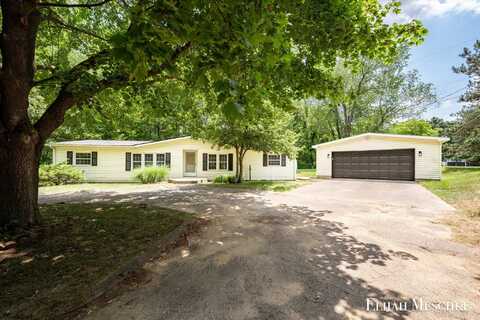 5390 14 Mile Road NE, Rockford, MI 49341