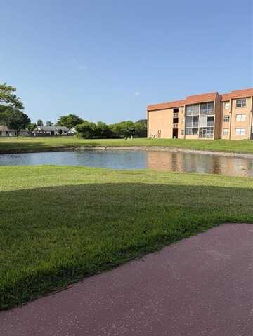 9881 Sunrise Lakes blvd, Sunrise, FL 33322