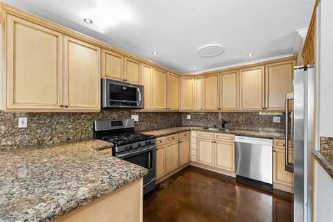 1001 NE 27th Dr, Wilton Manors, FL 33334