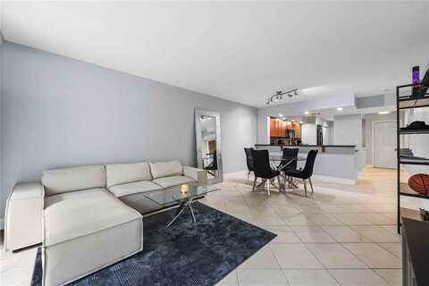 8236 NW 24th St, Coral Springs, FL 33065