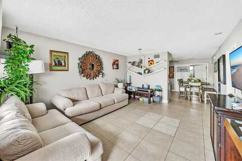2175 NE 56 St, Fort Lauderdale, FL 33308