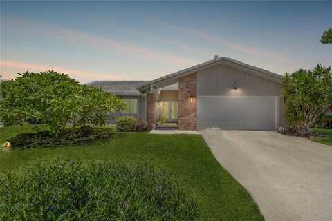 22110 E Cameo Dr E, Boca Raton, FL 33433