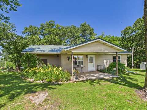 7603 Blue Moon Rd, Bucyrus, MO 65444
