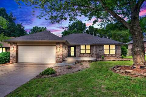 3736 W Edgewood Street, Springfield, MO 65807