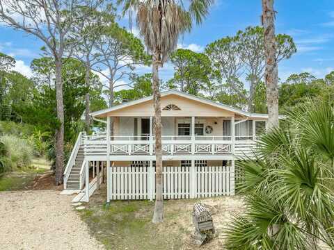 319 Patton St, St. George Island, FL 32328