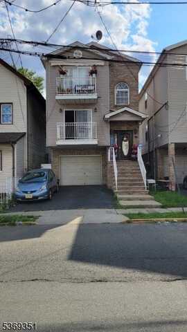 326 Livingston St, Elizabeth, NJ 07206