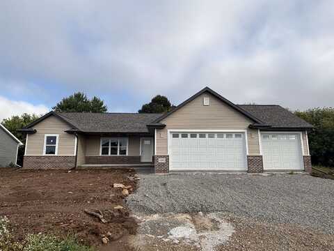 N1893 MEDINA Drive, GREENVILLE, WI 54942