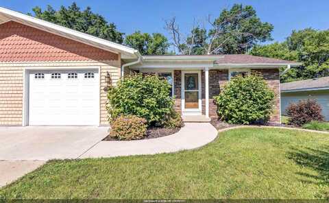 833 S PARK Street, SHAWANO, WI 54166