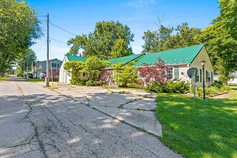 1320 STATE Street, ALGOMA, WI 54201