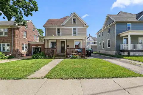 323 W MAPLE Avenue, BEAVER DAM, WI 53916