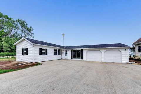 6132 N BAYSHORE Road, OCONTO, WI 54153