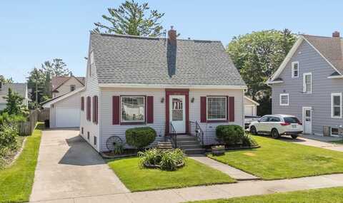 1230 MT VERNON Street, OSHKOSH, WI 54901