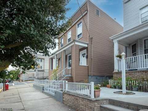 217 Prospect Ave, Bayonne, NJ 07002