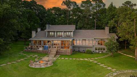 582 Windy Point Drive, Mount Vernon, TX 75457