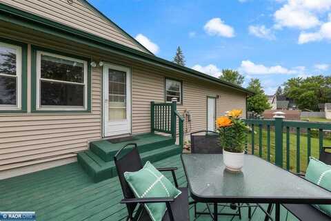 514 1st Ave NW, Chisholm, MN 55719