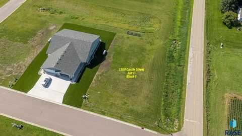 1300 Castle St, Larchwood, IA 51241