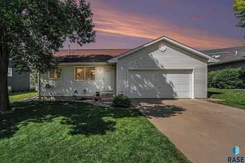 4209 N Jans Dr, Sioux Falls, SD 57107