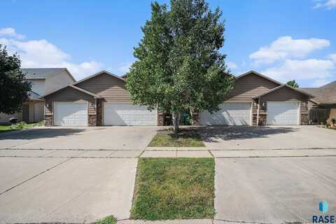 3604 W 93rd St, Sioux Falls, SD 57108