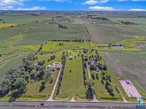 27856 SD 17 Hwy, Lennox, SD 57039