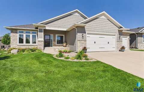 4205 S Poppies Ave, Sioux Falls, SD 57110