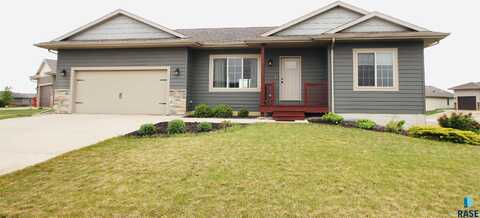 9500 W Richie Cir, Sioux Falls, SD 57106
