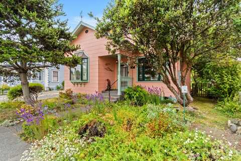 450 Berding Street, Ferndale, CA 95536