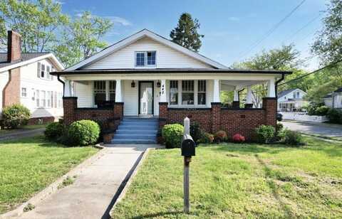 440 8th Street NW, Cleveland, TN 37311