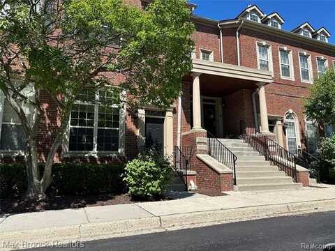 29253 Glen Oaks Boulevard E, Farmington, MI 48334