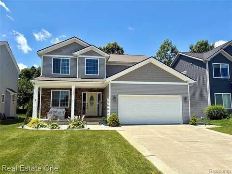 329 Beaver Run, Holly, MI 48442