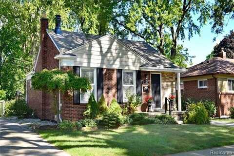 2261 Dunstable Road, Birmingham, MI 48009