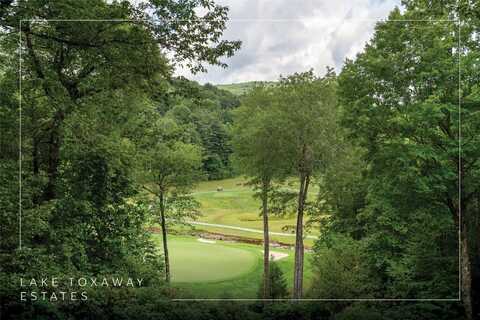 614 Fairway Drive, Lake Toxaway, NC 28747