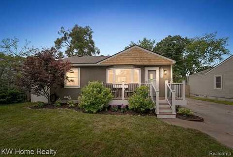 5575 Berkley Drive, Waterford, MI 48327