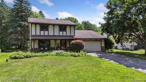 5224 Kristi Lane, Commerce Township, MI 48382