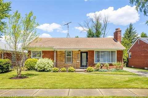 21721 Yale Street, Saint Clair Shores, MI 48081