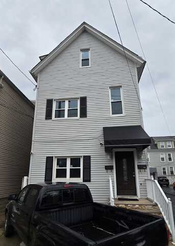 549 AVENUE E, Bayonne, NJ 07002