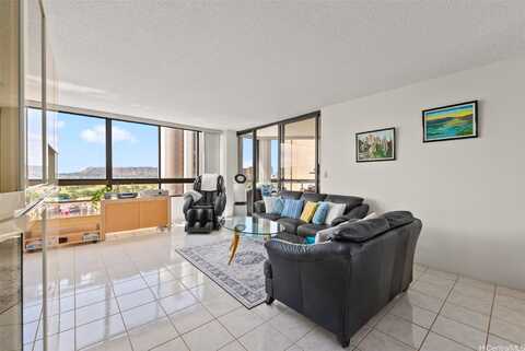 2499 Kapiolani Boulevard, Honolulu, HI 96826