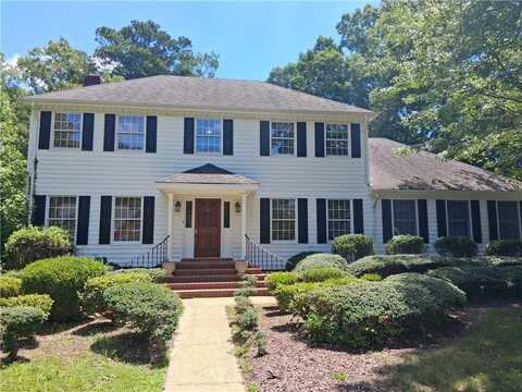 876 Bishopsgate Lane, Virginia Beach, VA 23452