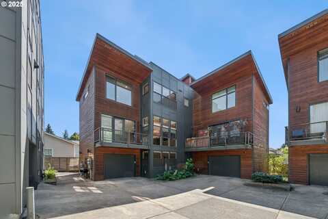 522 NE SACRAMENTO ST, Portland, OR 97212