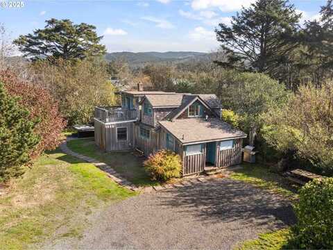 1062 S BREAKER AVE, Rockaway Beach, OR 97136
